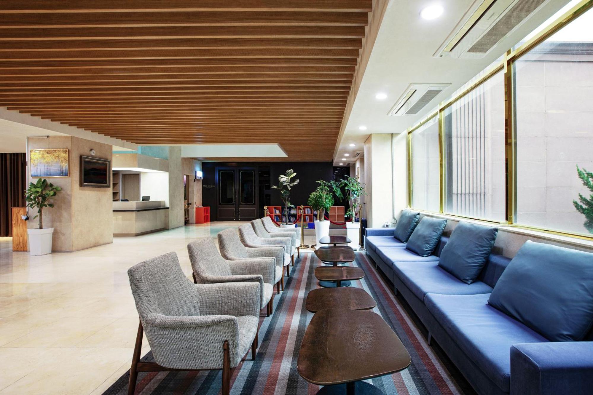 Shin Shin Hotel Jeju Ocean Сеогвипо Екстериор снимка