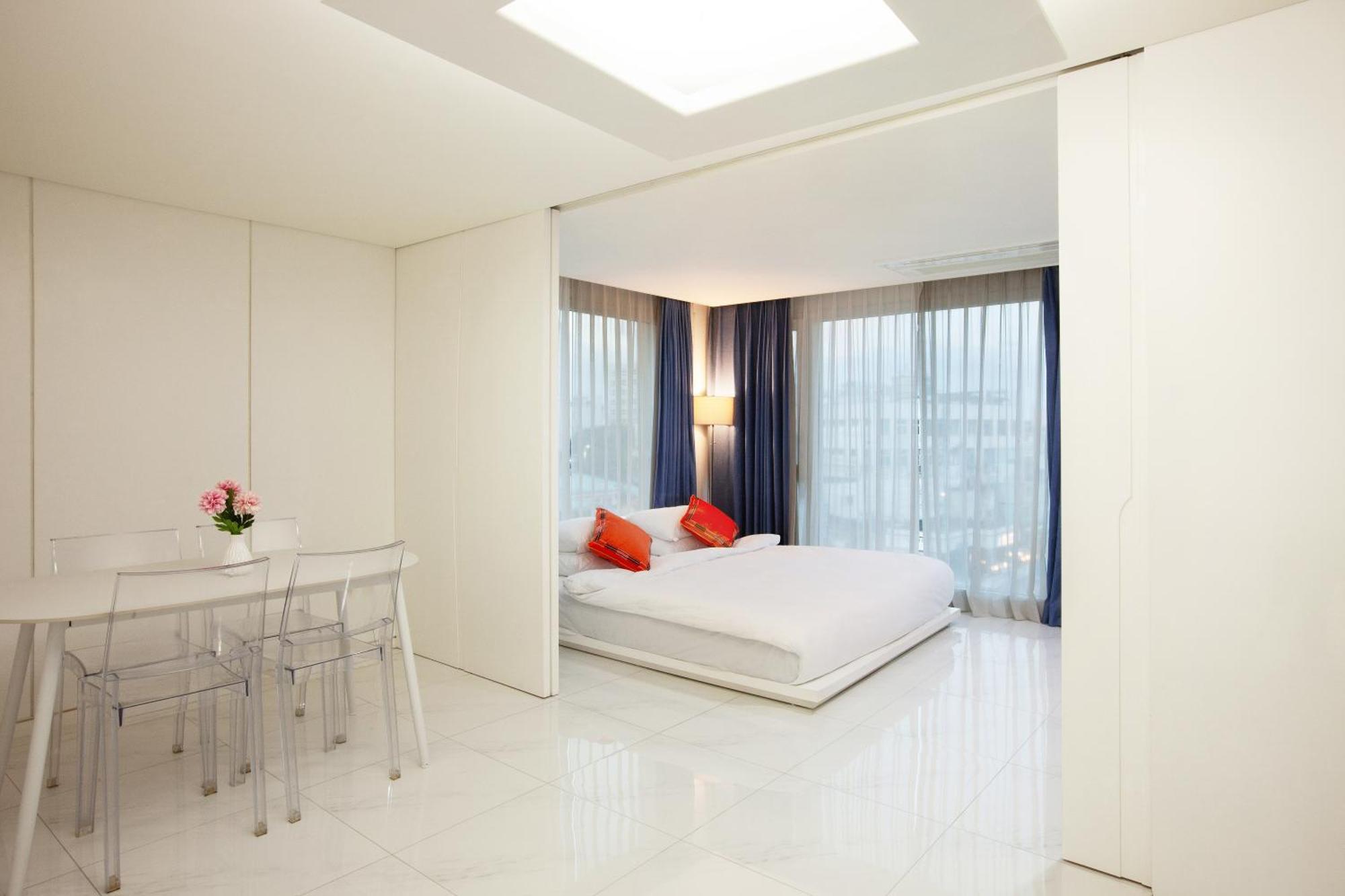 Shin Shin Hotel Jeju Ocean Сеогвипо Екстериор снимка