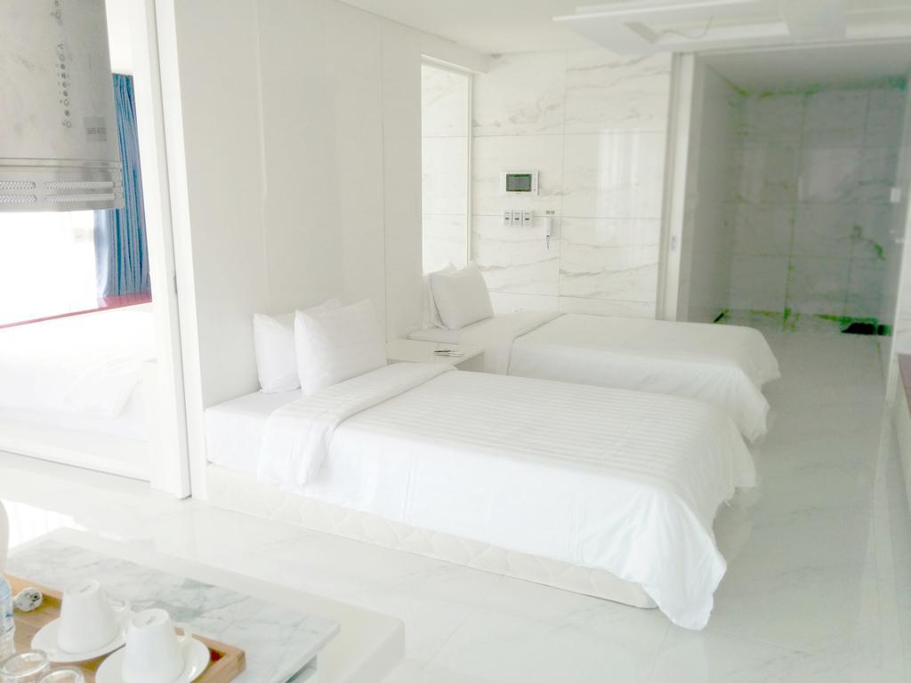 Shin Shin Hotel Jeju Ocean Сеогвипо Екстериор снимка